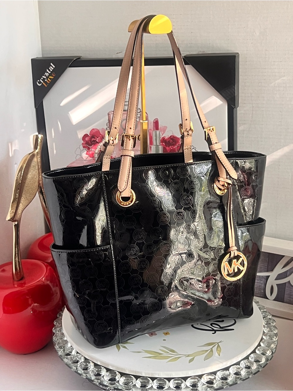 Michael Kors Black Patent with Neutral Leather Handles tote bag - Picture 5 of 17